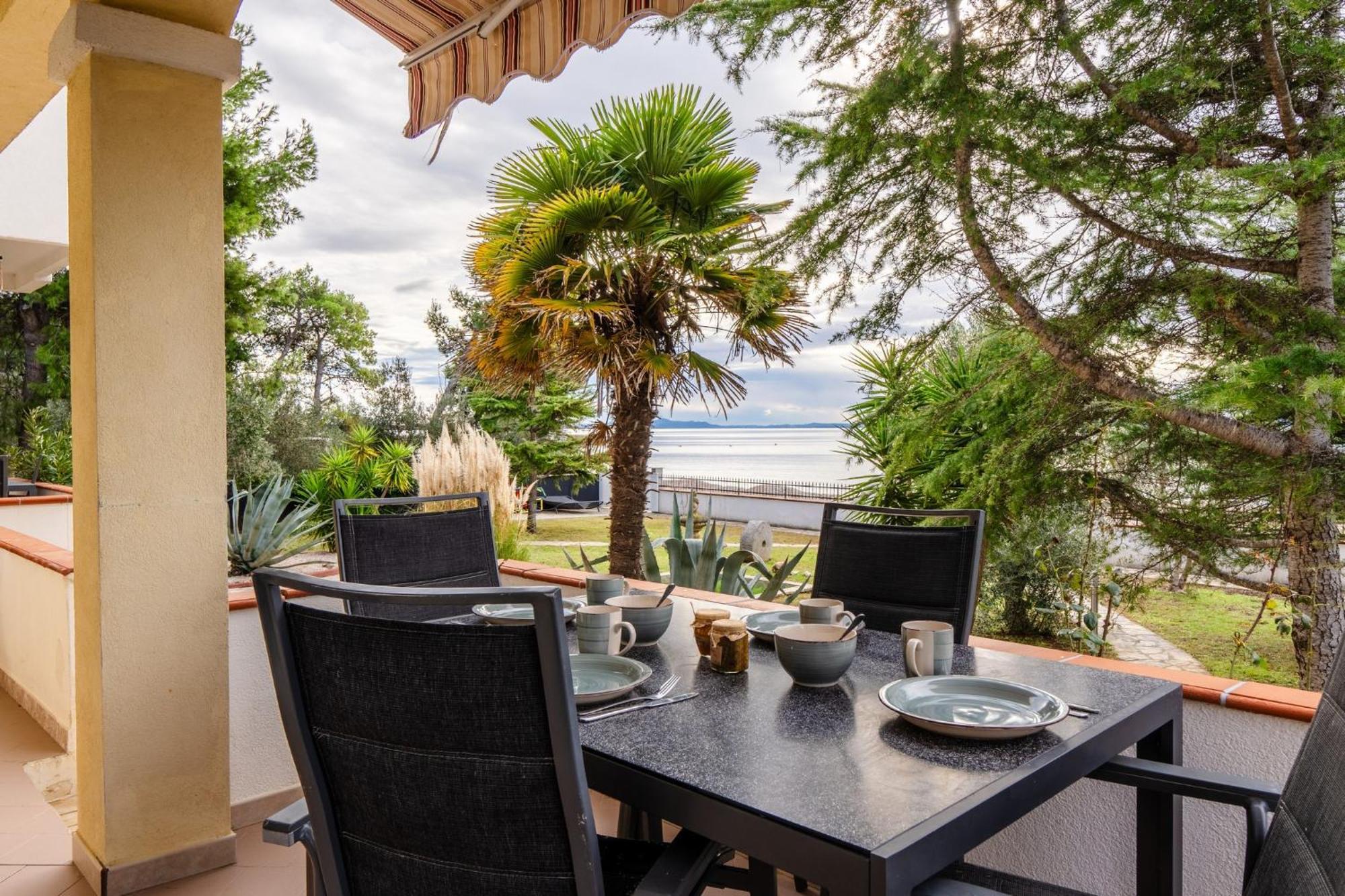 Apartments Strand Vir Bagian luar foto